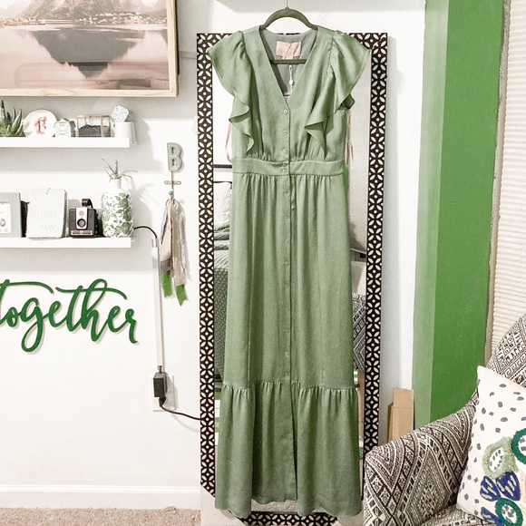 Gal meets glam Torrey - Picture 2 of 4